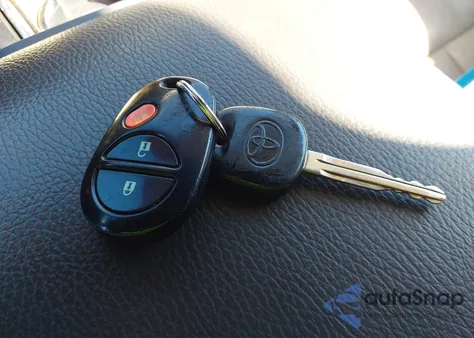 2010 Toyota Tundra Grade 4.6L V8 из США, поврежденный, VIN 5TFUM5F18AX001392